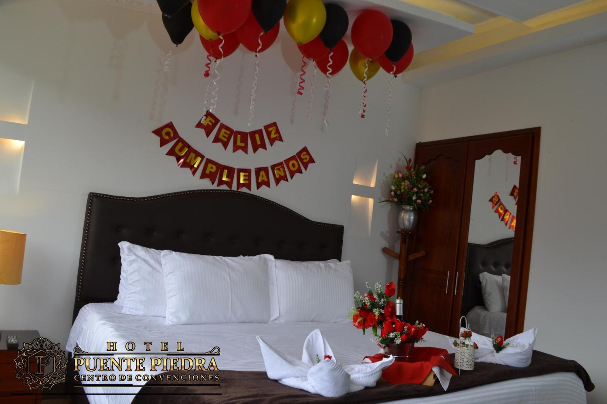 Hotel Puente Piedra บียาเดเลย์บา ภายนอก รูปภาพ